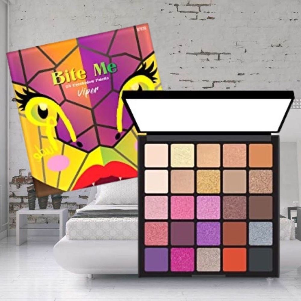 Bite Me Viper Eyeshadow Palette Rude Cosmetics - Picture 1 of 3